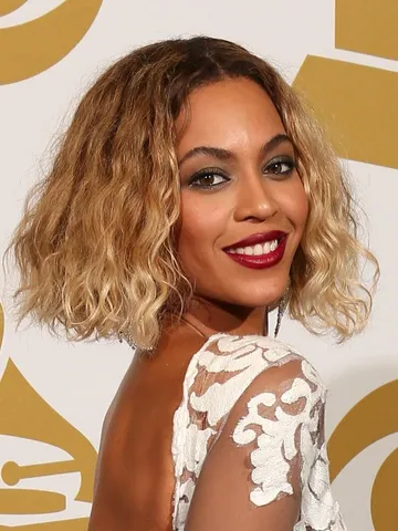 25 messy bob haircuts for a low maintenance refresh