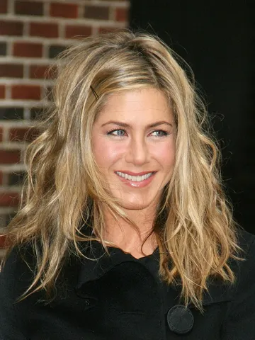 30 attractive and charming messy hairstyles for women hottes