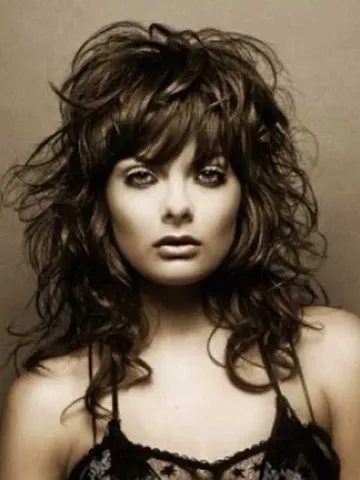 21 messy curly hairstyles you need to try feed inspiration l