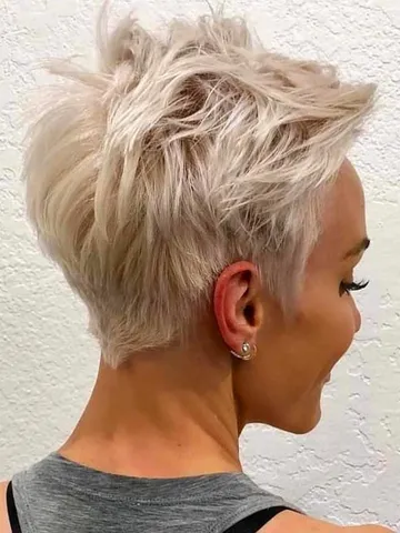 80 trendy short pixie hairstyles for women messy pixie hairc
