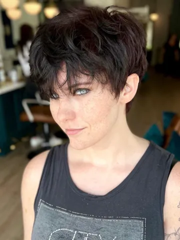 27 stunning messy pixie haircuts trending in 2025 fabbon