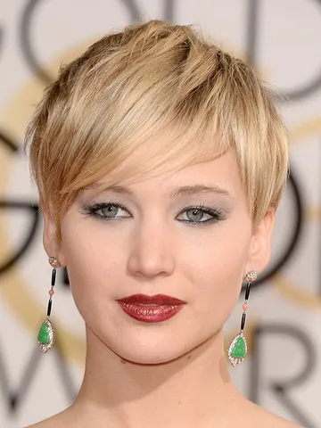 15 flattering pixie cut hairstyles for oval faces eal care