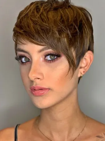 12 flattering short pixie haircuts for oval faces