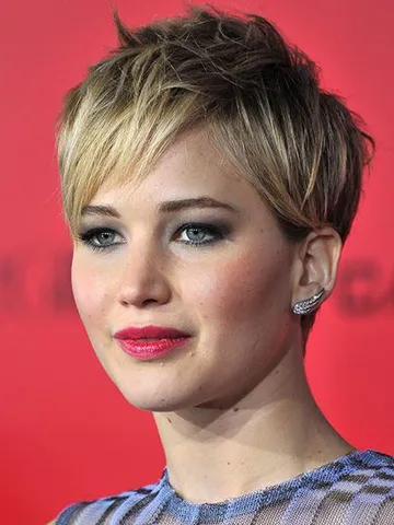 how to sport pixie hairstyle for different face shapes