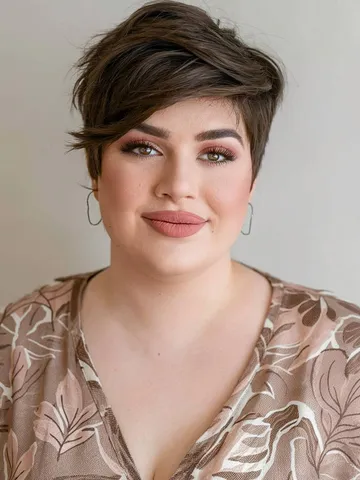 plus size pixie haircut