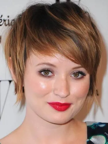 12 effortless pixie cuts for women with a fat face