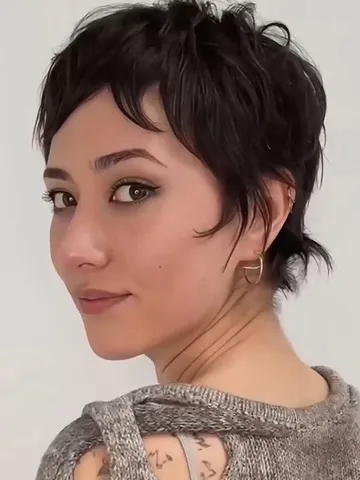 45 best pixie haircuts to try if you re new to short hair