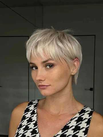 34 wavy pixie cuts that bring out the romantic side of short