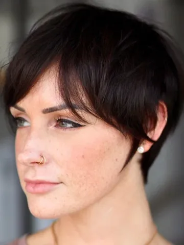 30 trendy ways to style curtain bangs with short hair in 202