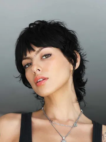 26 trendiest pixie mullet ideas taking over 2025