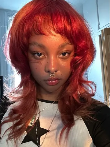 red wolf cut jellyfish cut black hair 90s hair looks cool ha