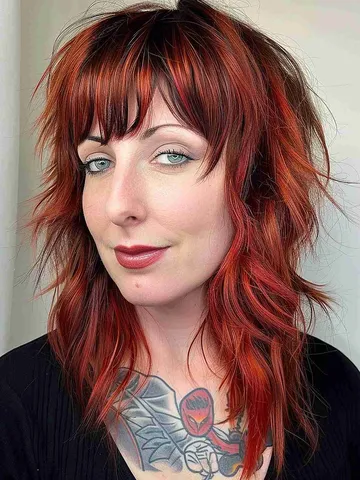25 women show off how to get cherry red hair in 2024 kappers
