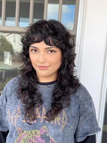 18 wavy shag cuts that scream cool without trying