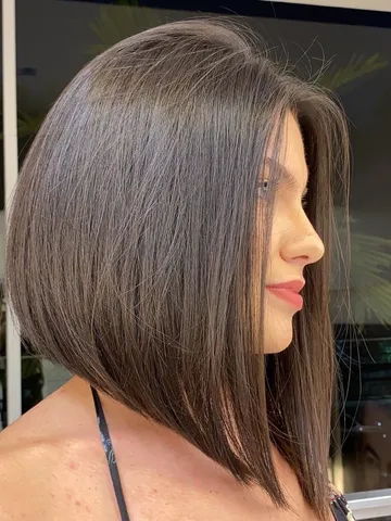 stacked bob medium length