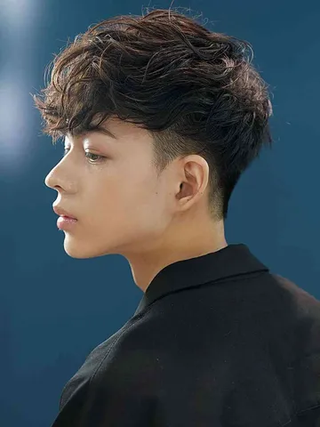 pin by emmy conway on color and cut haircuts for wavy hair t