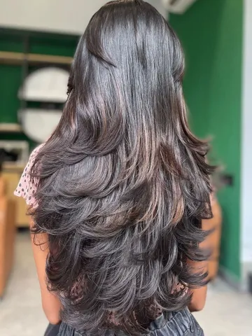 25 trendy layered haircuts and hairstyles you must try in 20