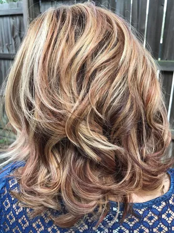 best hairstyle for wavy hair