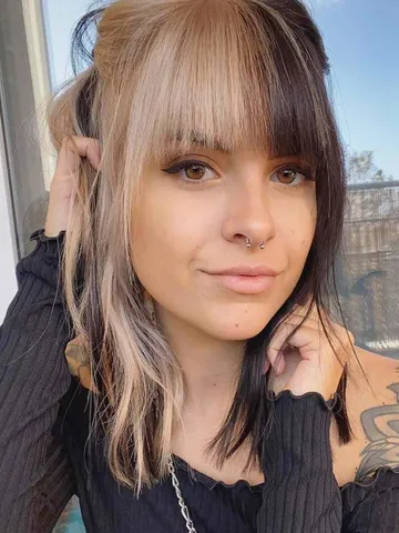 55 Wispy Bangs Ideas: A Trendy Way To Freshen Up Your Casual Hairstyle ...