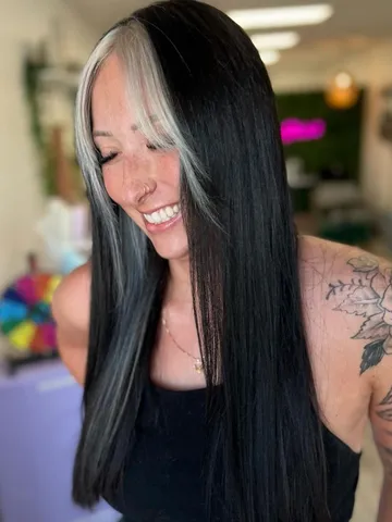 The Chicest Black And White Hair Styles To Make You Out Stand Out This ...
