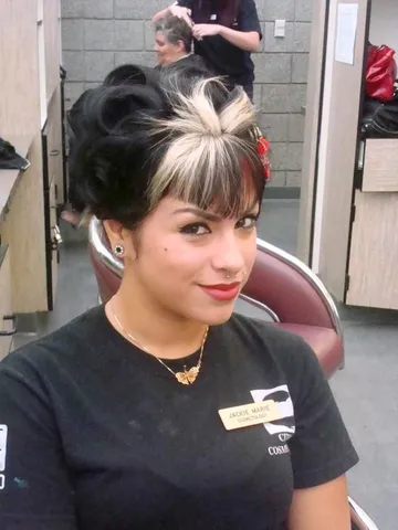 Black retro with white bangs