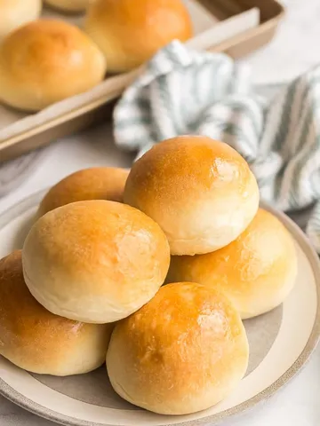 mom s homemade buns the recipe rebel