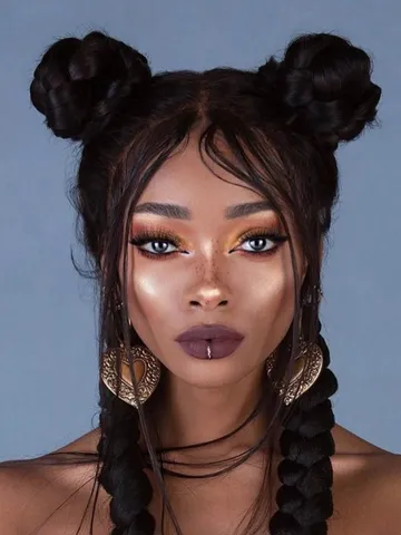 20 photos that prove double bun hairstyles can be sophistica