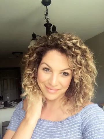 11 unbelievable pinterest white women hairstyles for curly h